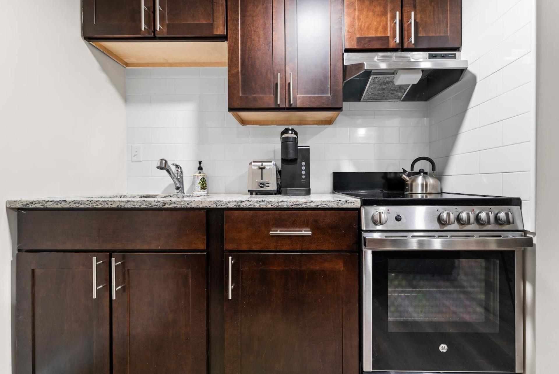Furnished In Downtown Appartamento *