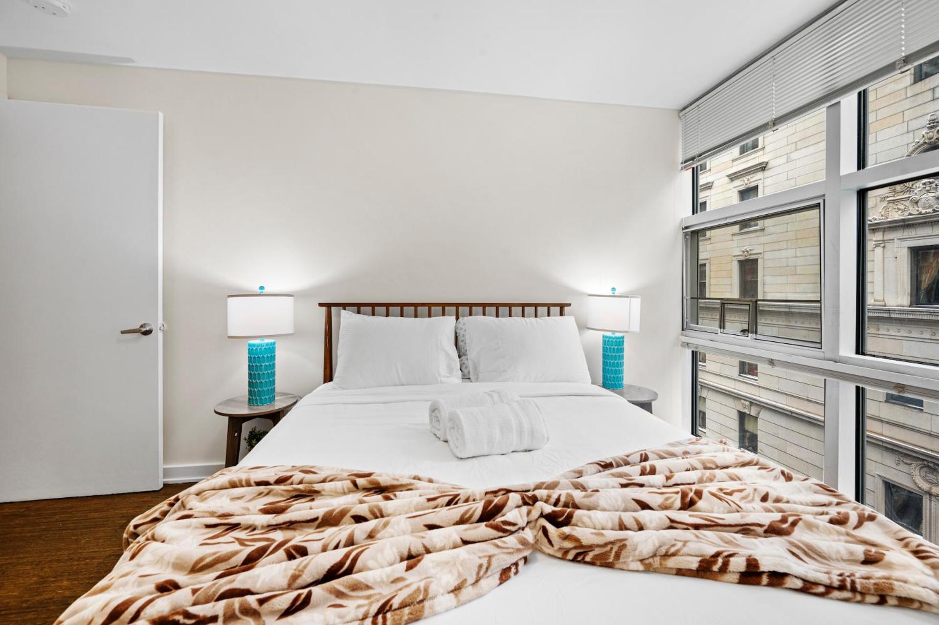 Furnished In Downtown Appartamento