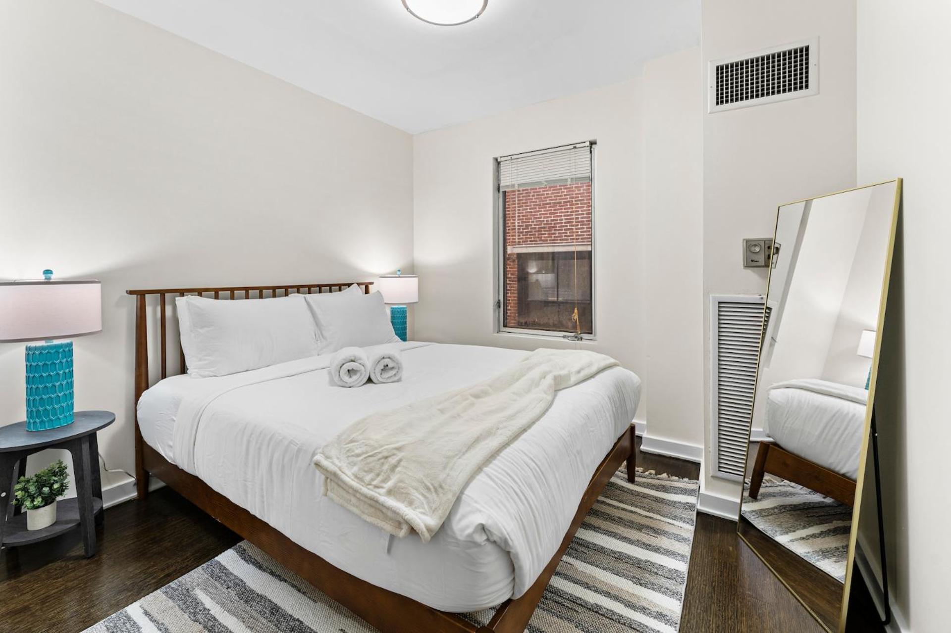 Furnished In Downtown Appartamento *